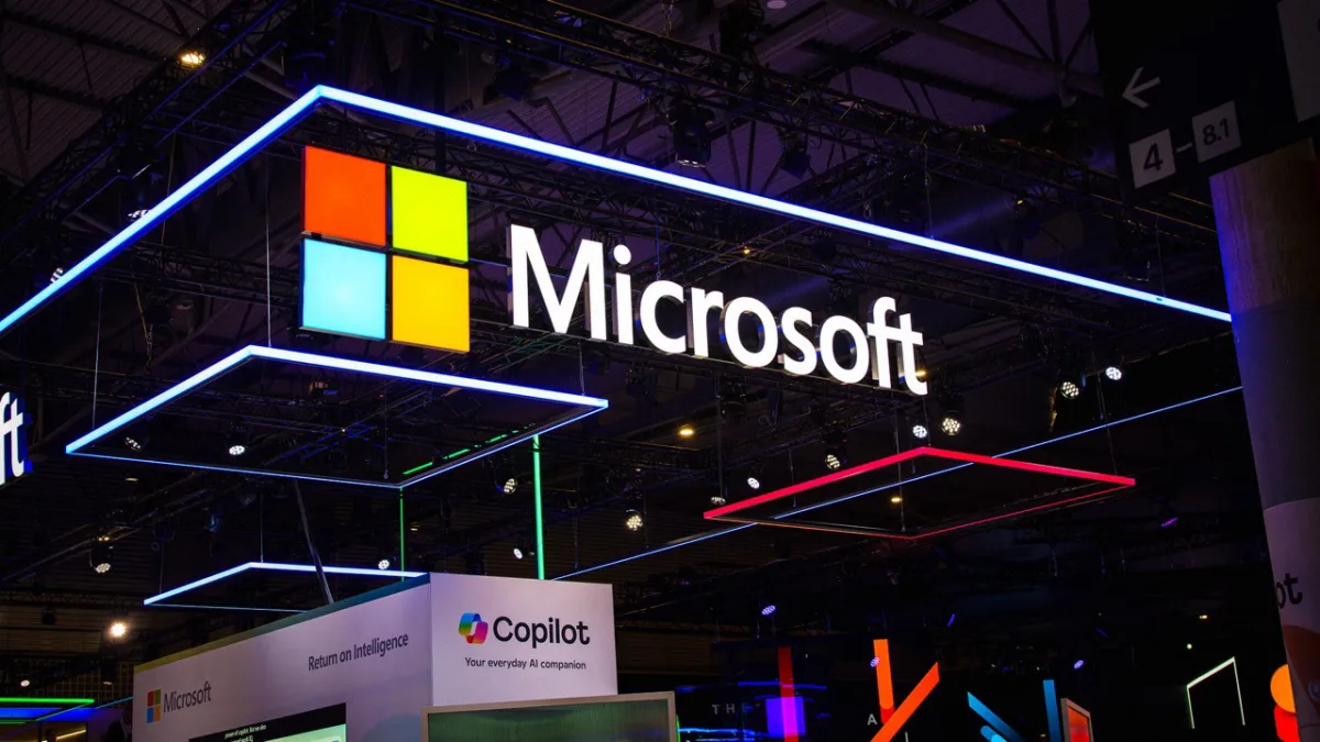 Microsoft sam przyznaje: Windows 10 jest stabilniejszy niż 11?