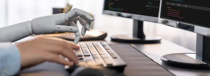 Tylko 6 proc. polskich programistów uważa, że AI przejmie większość ich pracy