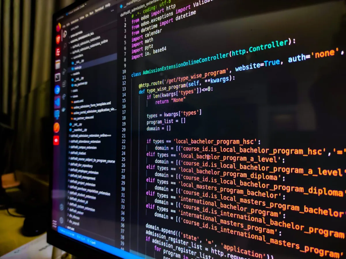 AWS: 87% programistów w Polsce korzysta z AI codziennie