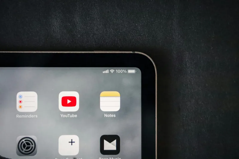 YouTube to ściek. Nie próbuj oglądać shortsów bez zalogowania