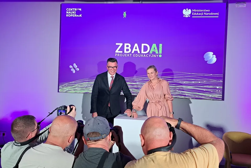 Na zdjęciu od lewej: Robert Firmhofer, dyrektor naczelny CNK i ministra edukacji Barbara Nowacka Foto: Mikołaj Marszycki