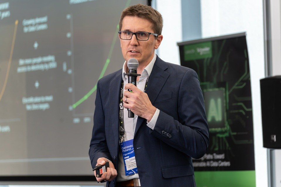AI jest nie tylko źródłem, ale i rozwiązaniem nowych wyzwań energetycznych