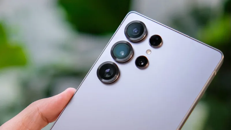 Samsung zrobi to lepiej. Ekran Galaxy S27 Ultra będzie genialny