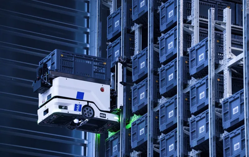 LPP zautomatyzuje magazyn w Tczewie. Ponad 1500 robotów w akcji