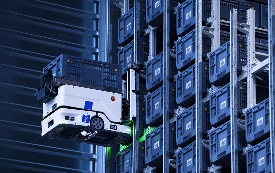 LPP zautomatyzuje magazyn w Tczewie. Ponad 1500 robotów w akcji